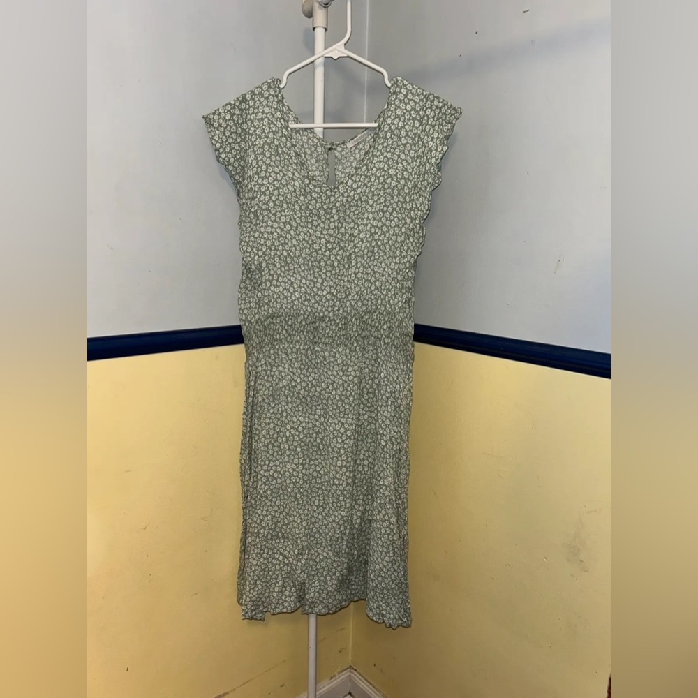 Elegant Green Floral Dress